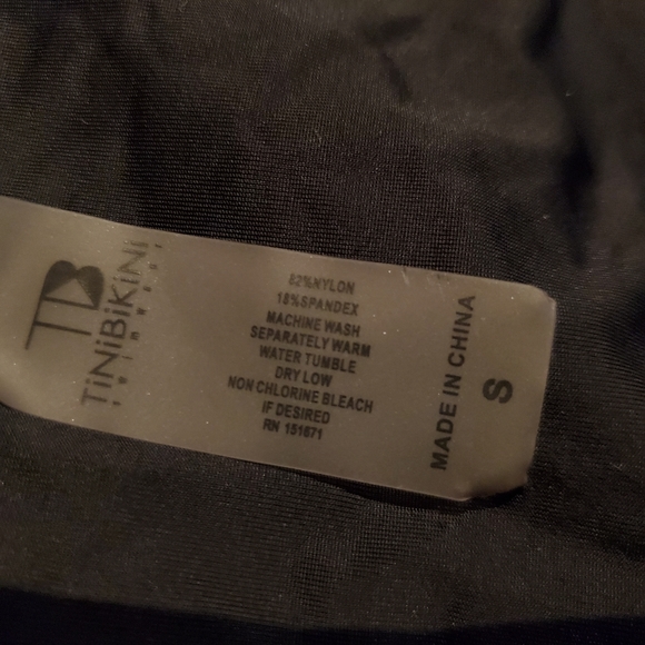 Like new black cut-out ribbed bikini high-waisted - Picture 10 of 10